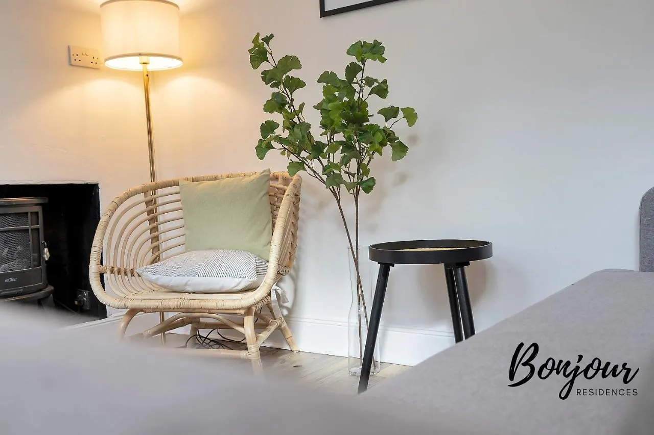 Apartment Charming 2Br-1Ba By Bonjour Residences Edinburgh